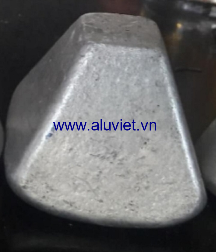 Nhôm bi hình kim tự tháp